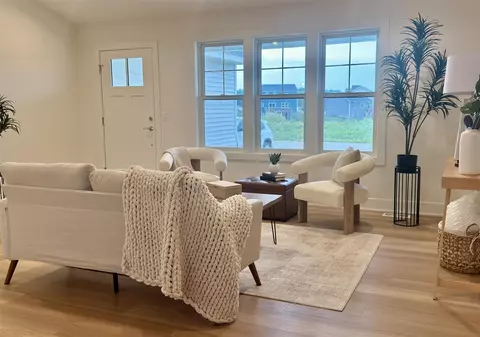 Living - 11802 Everett, Allendale, MI 49401 photo 3 of 6