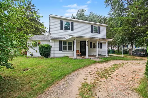13510 Martinsville, Belleville, MI 48111