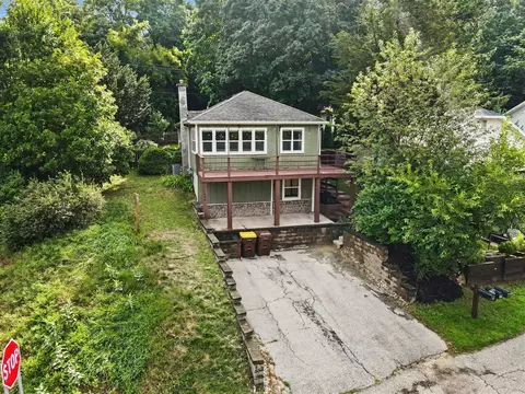 6688 Echo, Rockford, MI 49341