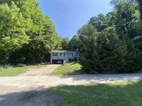 3651 64th, Holland, MI 49423