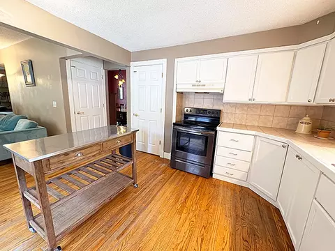 Kitchen - 607 Pine, Manistee, MI 49660 photo 1 of 4