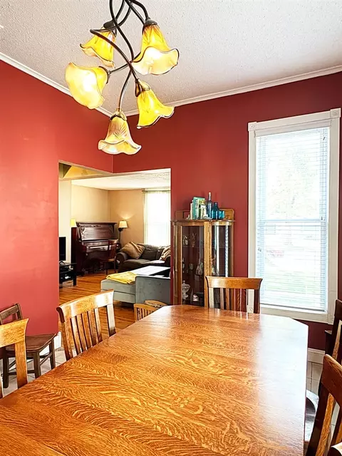 Dining - 607 Pine, Manistee, MI 49660 photo 3 of 5
