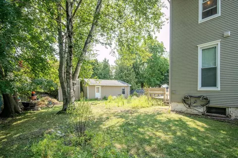 Exterior - 607 Pine, Manistee, MI 49660 photo 4 of 8