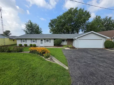 819 Fisher, Quincy, MI 49082