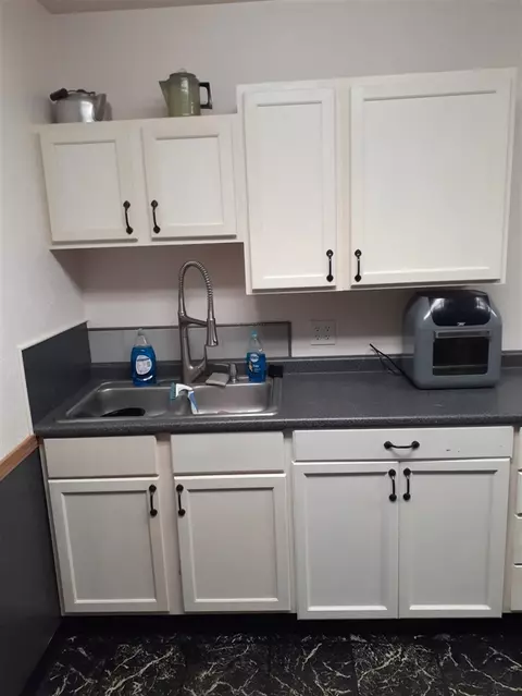 Kitchen - 1304 Joseph, Jackson, MI 49202 photo 5 of 6