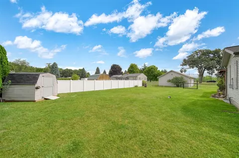 Exterior - 1304 Joseph, Jackson, MI 49202 photo 11 of 12