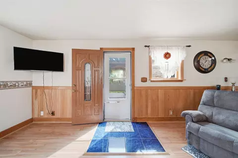 Entry Way - 1304 Joseph, Jackson, MI 49202 photo 1 of 2