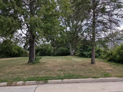 Hipp, Taylor, MI 48180 photo 1