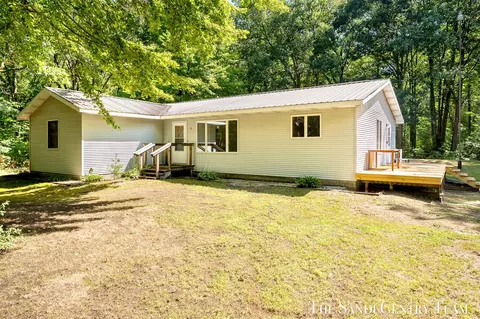 4536 Dalson, Twin Lake, MI 49457