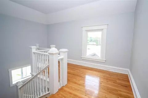 Entry Way - 822 N Main, Three Rivers, MI 49093 photo 2 of 4