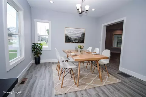 Dining - 822 N Main, Three Rivers, MI 49093 photo 1 of 1