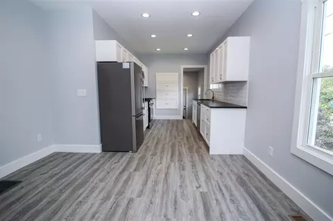 Entry Way - 822 N Main, Three Rivers, MI 49093 photo 1 of 4