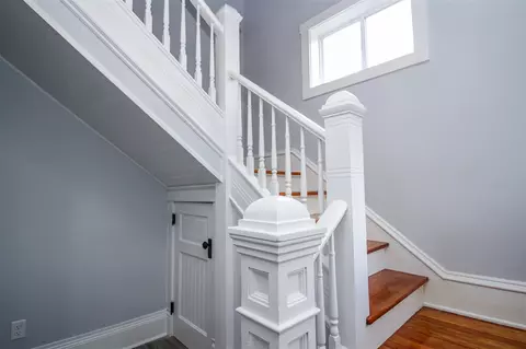 Entry Way - 822 N Main, Three Rivers, MI 49093 photo 3 of 4