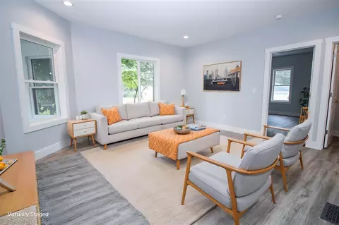Living - 822 N Main, Three Rivers, MI 49093 photo 2 of 4