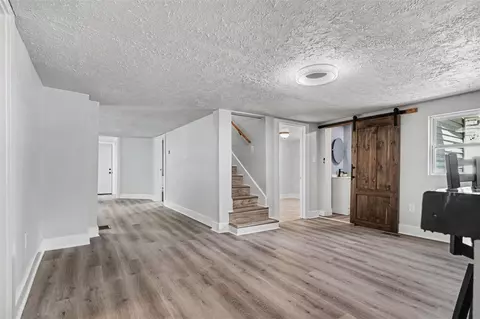 Entry Way - 224 Washington, Bronson, MI 49028 photo 2 of 4