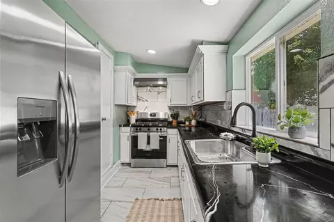 Kitchen - 224 Washington, Bronson, MI 49028 photo 1 of 2