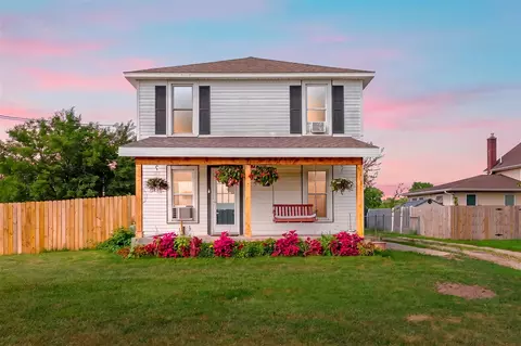 4846 W Hickory, Hickory Corners, MI 49060