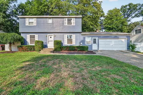 4445 Marshall, Kentwood, MI 49508