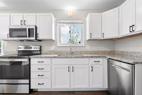 Kitchen - 705 W Bemis, Saline, MI 48176 photo 1 of 4