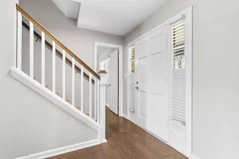 Entry Way - 705 W Bemis, Saline, MI 48176 photo 5 of 7