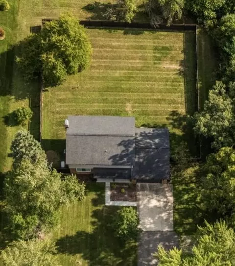 View/Area - 705 W Bemis, Saline, MI 48176 photo 1 of 3