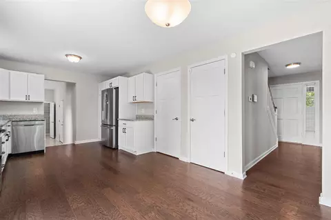 Entry Way - 705 W Bemis, Saline, MI 48176 photo 1 of 7