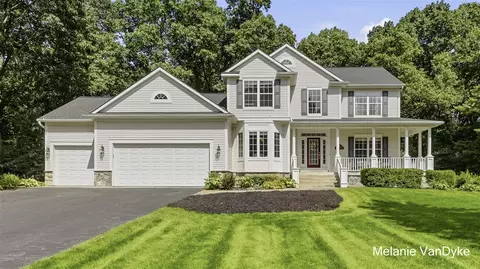 5133 Brownstone, Rockford, MI 49341