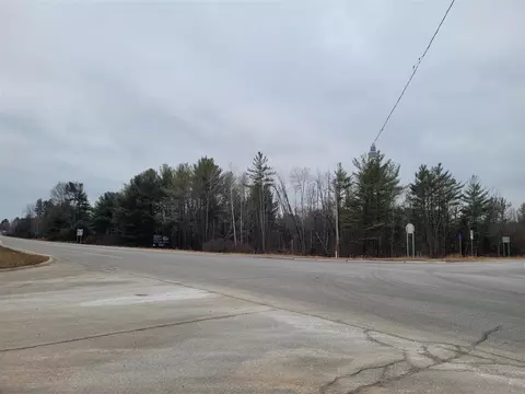 707 N Evergreen, White Cloud, MI 49349 photo 3