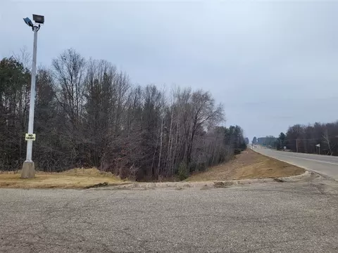 707 N Evergreen, White Cloud, MI 49349 photo 17
