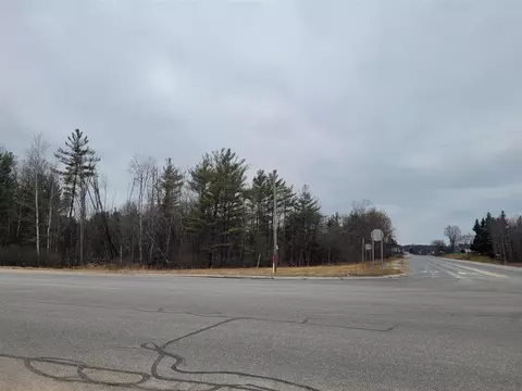 707 N Evergreen, White Cloud, MI 49349 photo 8
