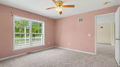 Bedroom - 1082 Azalea, Jackson, MI 49201 photo 4 of 4