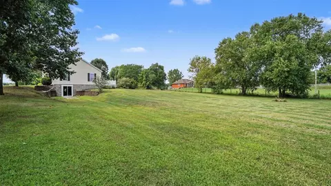 Exterior - 1082 Azalea, Jackson, MI 49201 photo 3 of 7