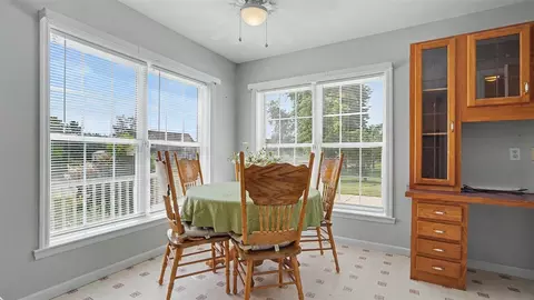 Dining - 1082 Azalea, Jackson, MI 49201 photo 1 of 1
