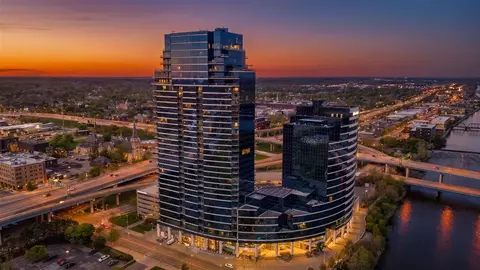 335 Bridge #801, Grand Rapids, MI 49504