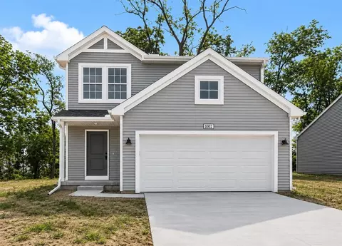 1002 Cedarwood, Greenville, MI 48838
