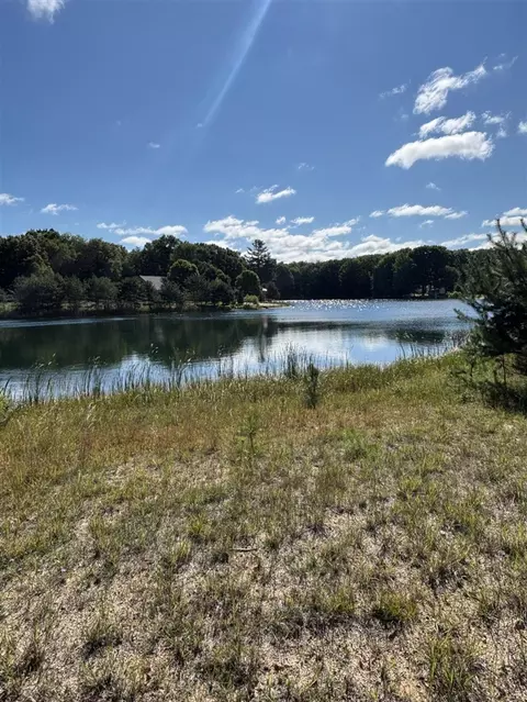 6609 Donegal, Canadian Lakes, MI 49346