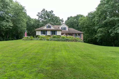 2589 Fisk, Howell, MI 48843