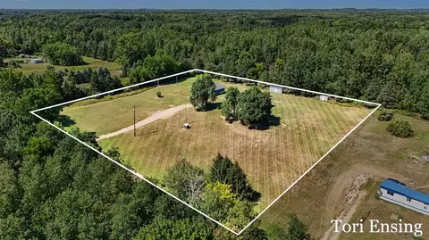 View/Area - 3501 Evergreen, Stanton, MI 48888 photo 3 of 3