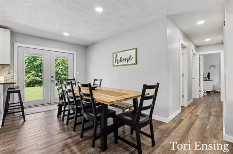 Dining - 3501 Evergreen, Stanton, MI 48888 photo 1 of 2