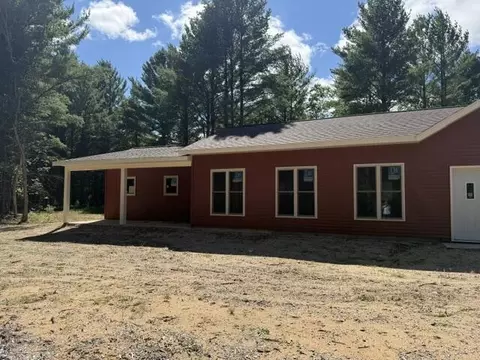 Exterior - 6815 W Danas Cir, Baldwin, MI 49304 photo 9 of 14