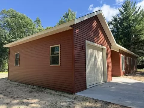 Exterior - 6815 W Danas Cir, Baldwin, MI 49304 photo 11 of 14