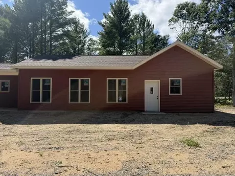 Exterior - 6815 W Danas Cir, Baldwin, MI 49304 photo 8 of 14