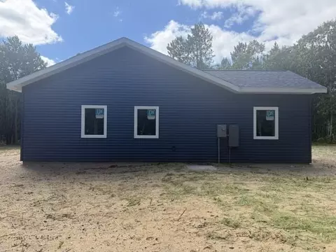 Exterior - 6710 W Danas Cir, Baldwin, MI 49304 photo 7 of 9