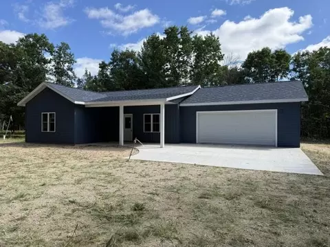 Exterior - 6710 W Danas Cir, Baldwin, MI 49304 photo 2 of 9