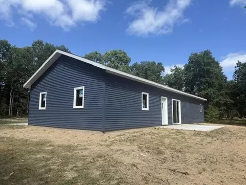 Exterior - 6710 W Danas Cir, Baldwin, MI 49304 photo 4 of 9