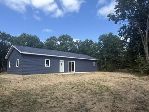 Exterior - 6710 W Danas Cir, Baldwin, MI 49304 photo 6 of 9