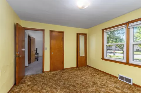 Bedroom - 415 Hunt, Lowell, MI 49331 photo 2 of 6