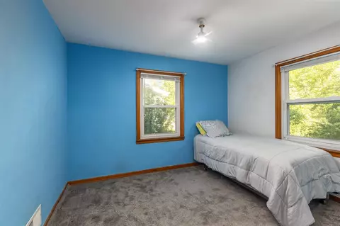 Bedroom - 415 Hunt, Lowell, MI 49331 photo 5 of 6