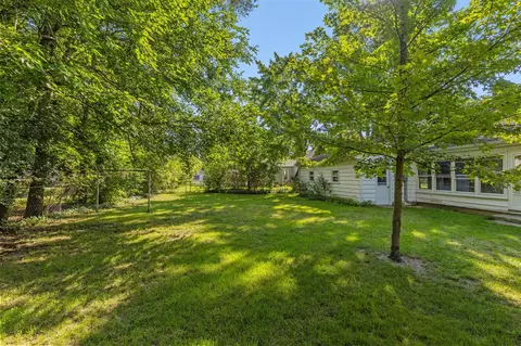 Exterior - 415 Hunt, Lowell, MI 49331 photo 5 of 7