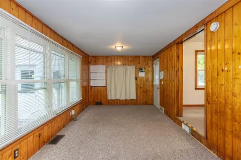Living - 415 Hunt, Lowell, MI 49331 photo 4 of 4